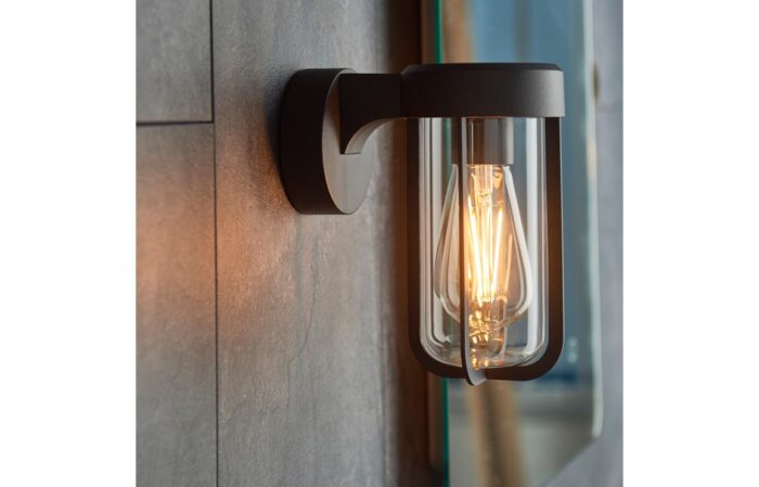 Idrano Wall Light - Brushed Brass